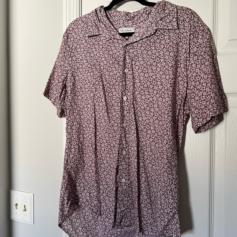 Free assembly floral button up